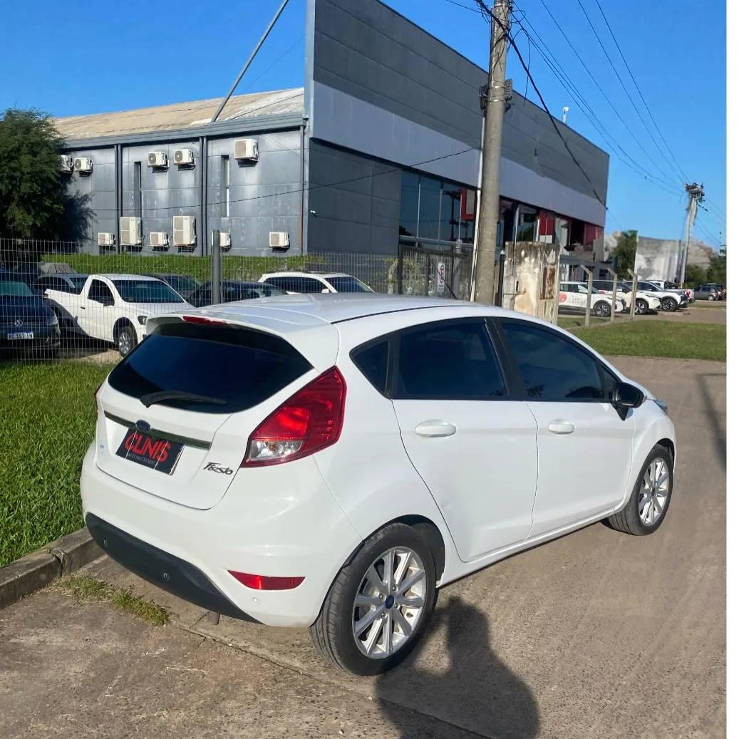 Ford FIESTA SE PLUS POWER SHIFT 4