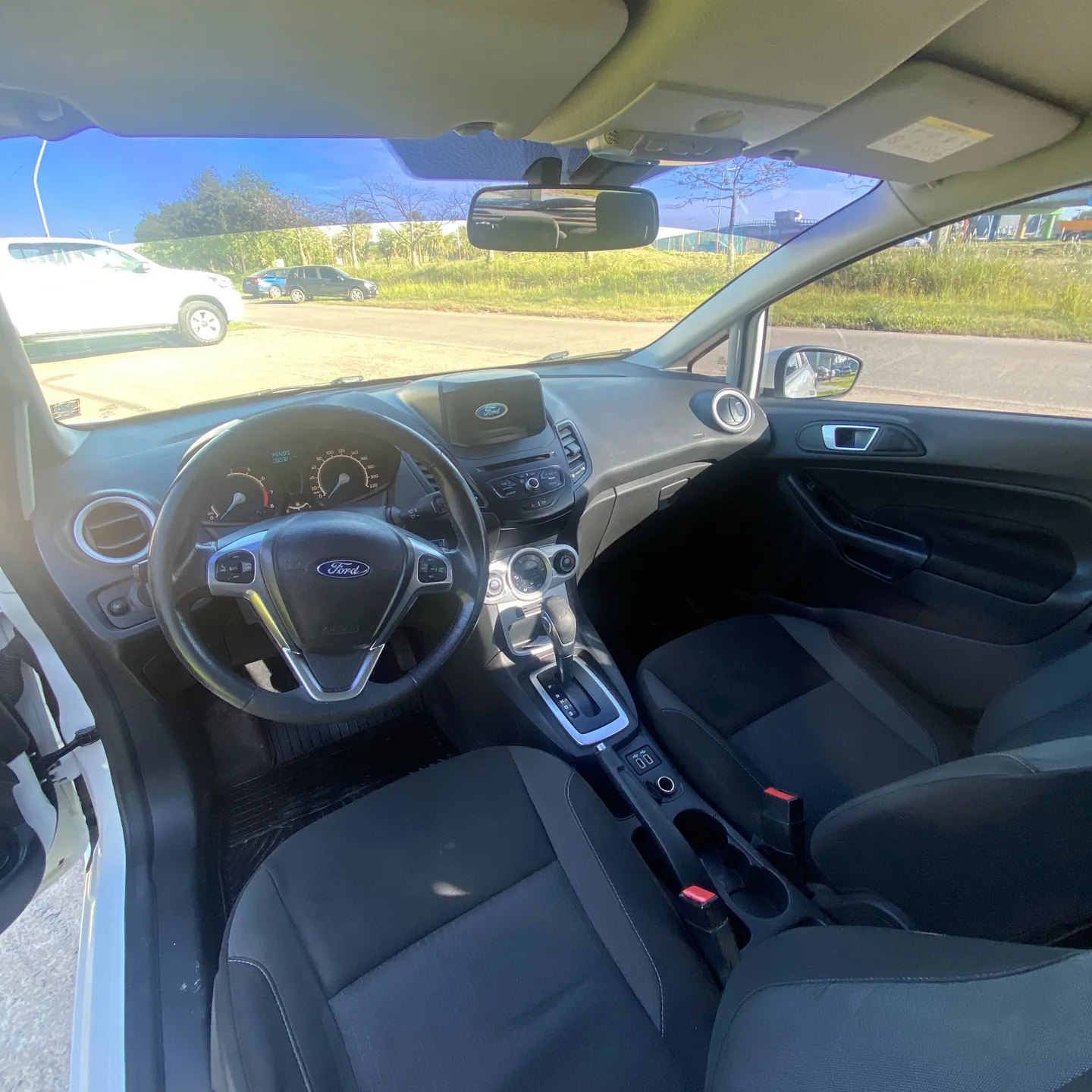 Ford FIESTA SE PLUS POWER SHIFT 8