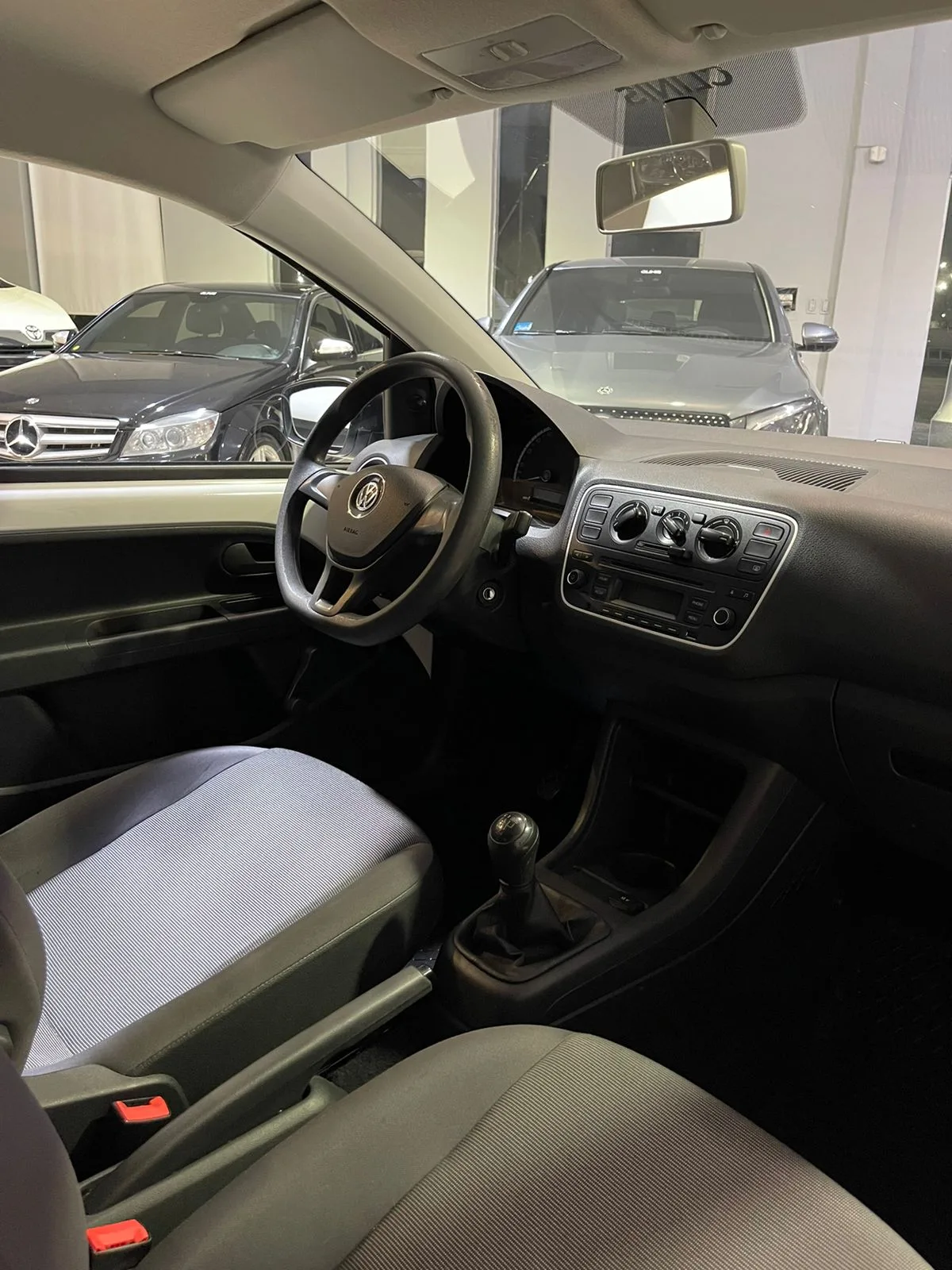 Volkswagen Up! Take 7