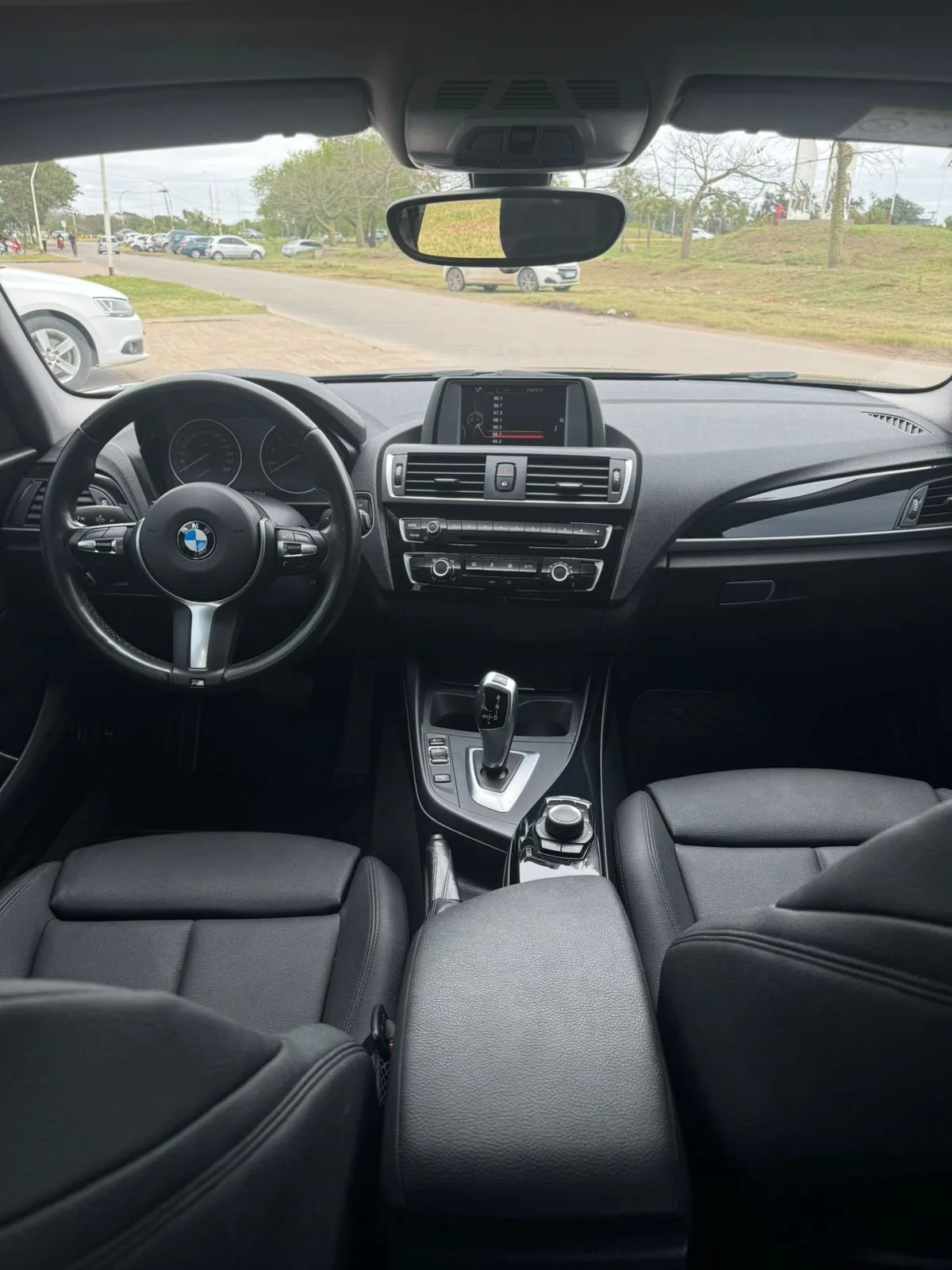 BMW 120i M Package 5p 7
