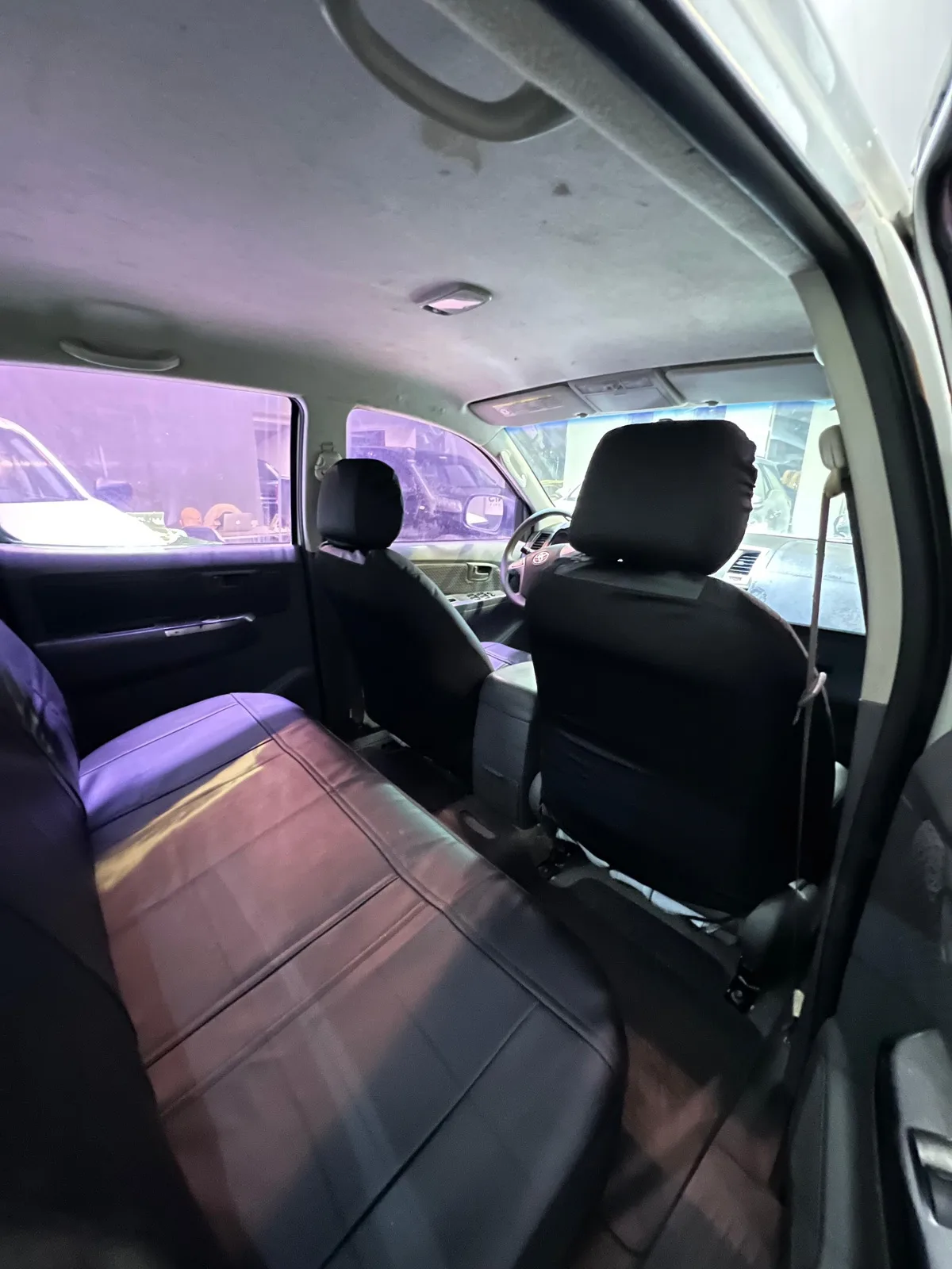 Toyota Hilux SR 4x2 Doble Cabina 7