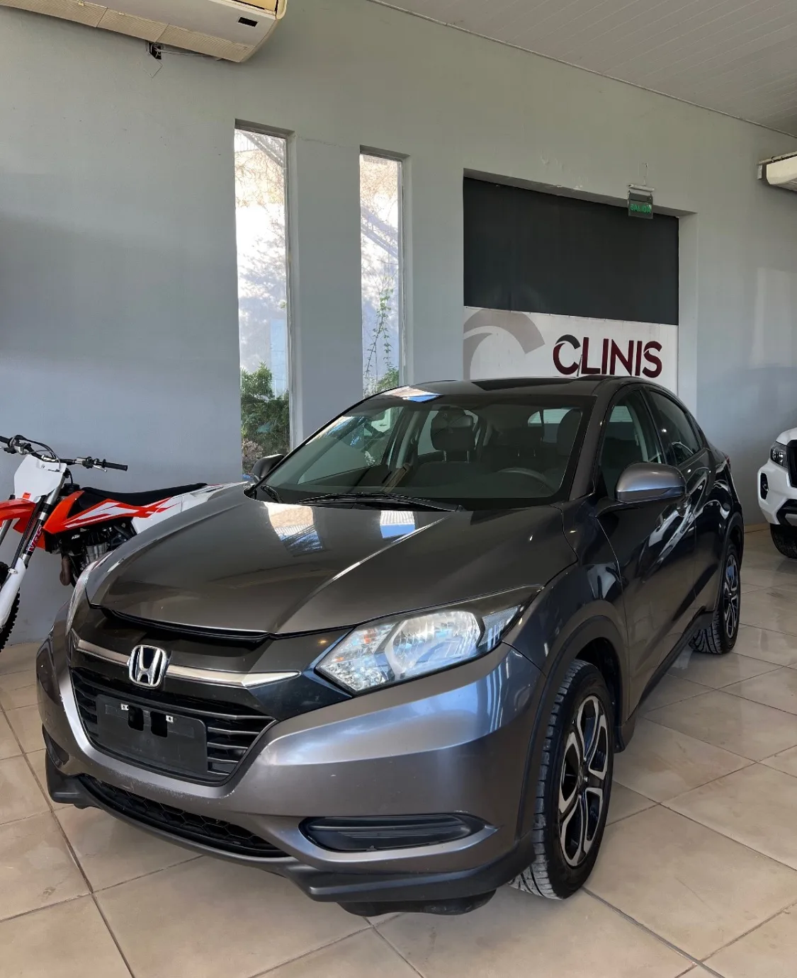 Honda HR-V LX AT 2