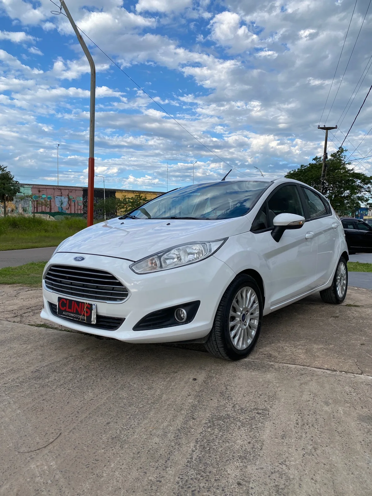 Ford Fiesta SE 1.6 2