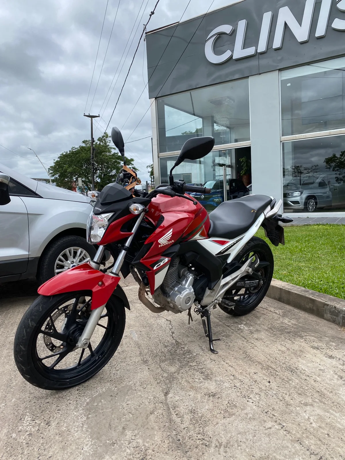 Honda CB Twister 250 2