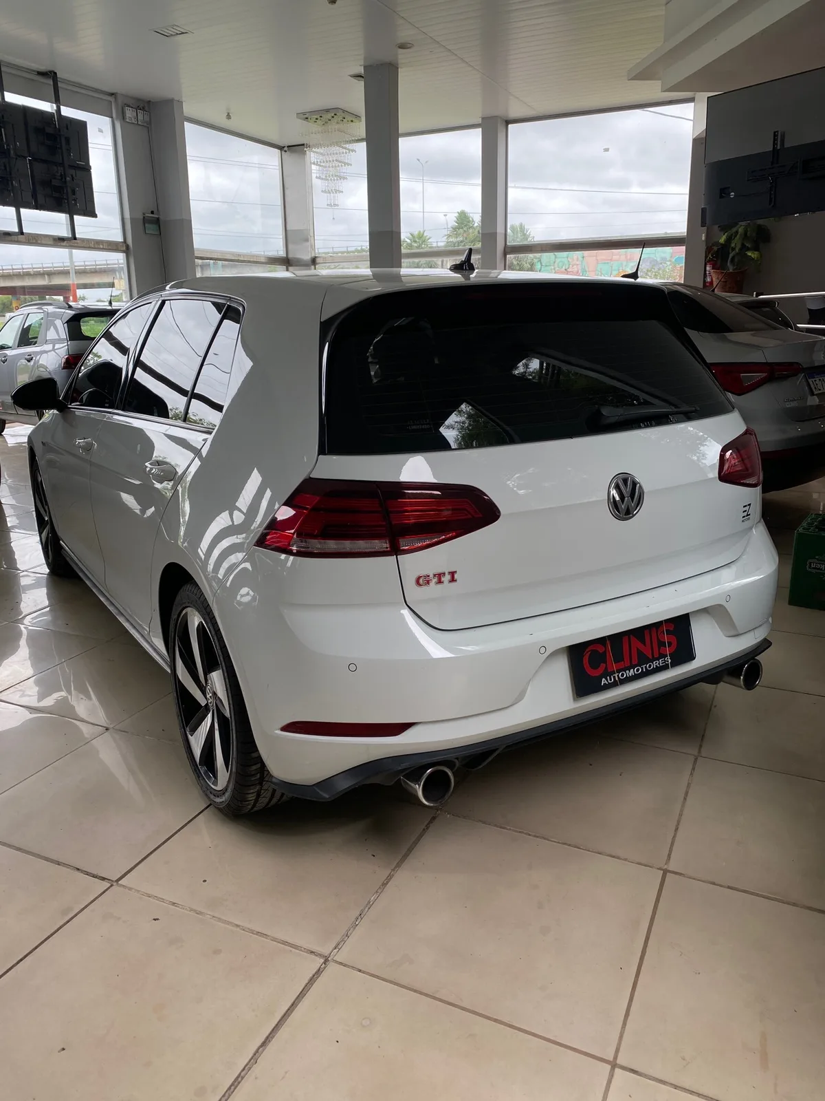 Volkswagen Golf GTI DSG 4