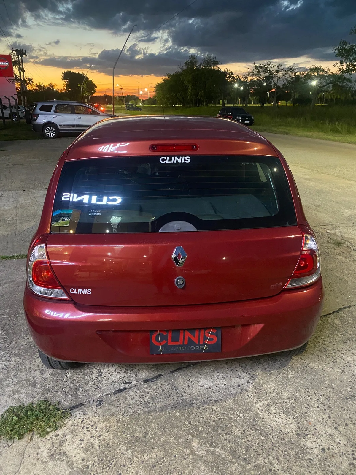 Renault Clío Mío Confort 6
