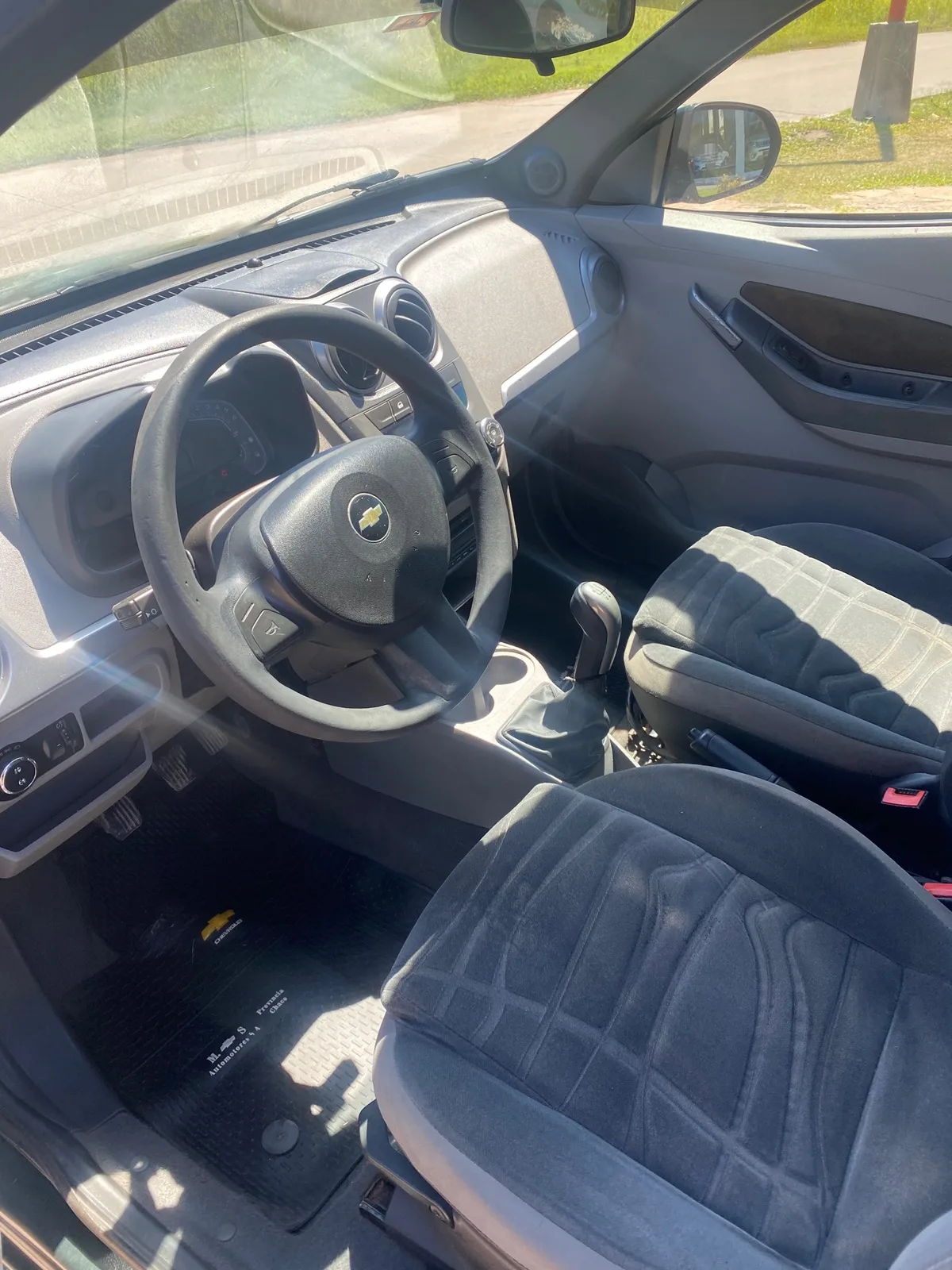 Chevrolet Agile LTZ 8