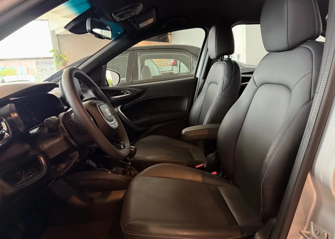 Fiat Cronos Stile 1.3 GSE 8