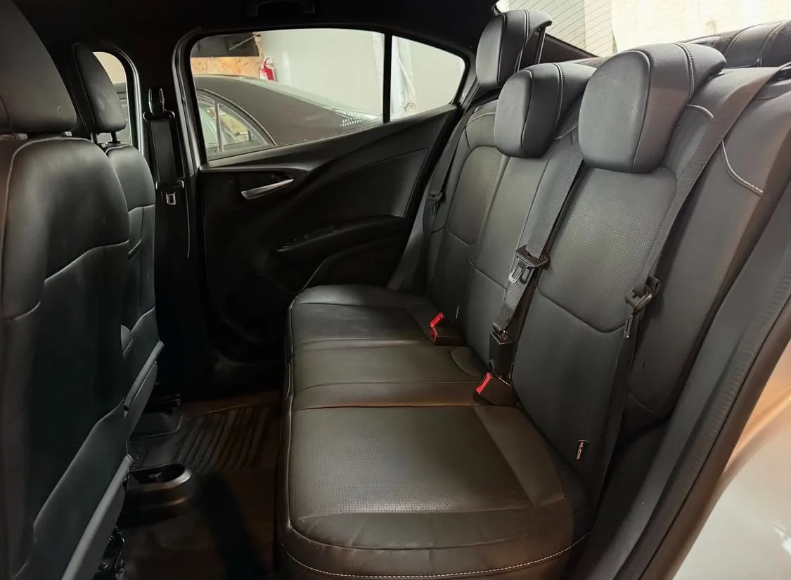 Fiat Cronos Stile 1.3 GSE 9