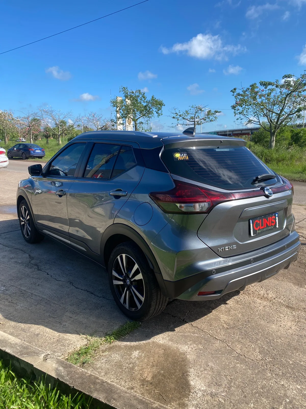Nissan Kicks Exclusive CVT 5