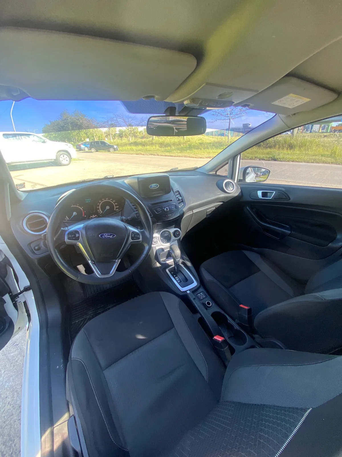 Ford Fiesta SE Plus PowerShift 7